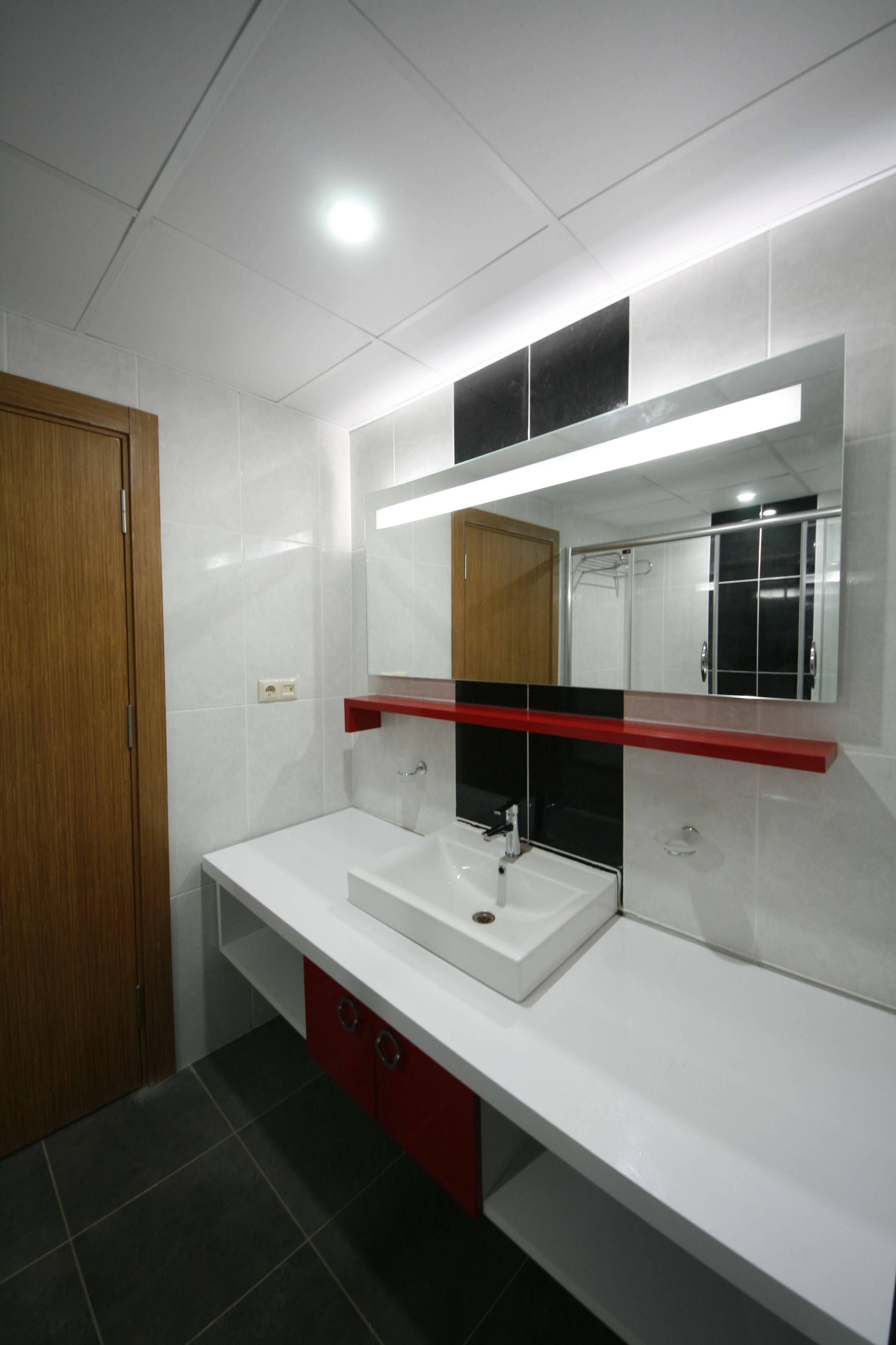 Akropol Termal şehır Otel